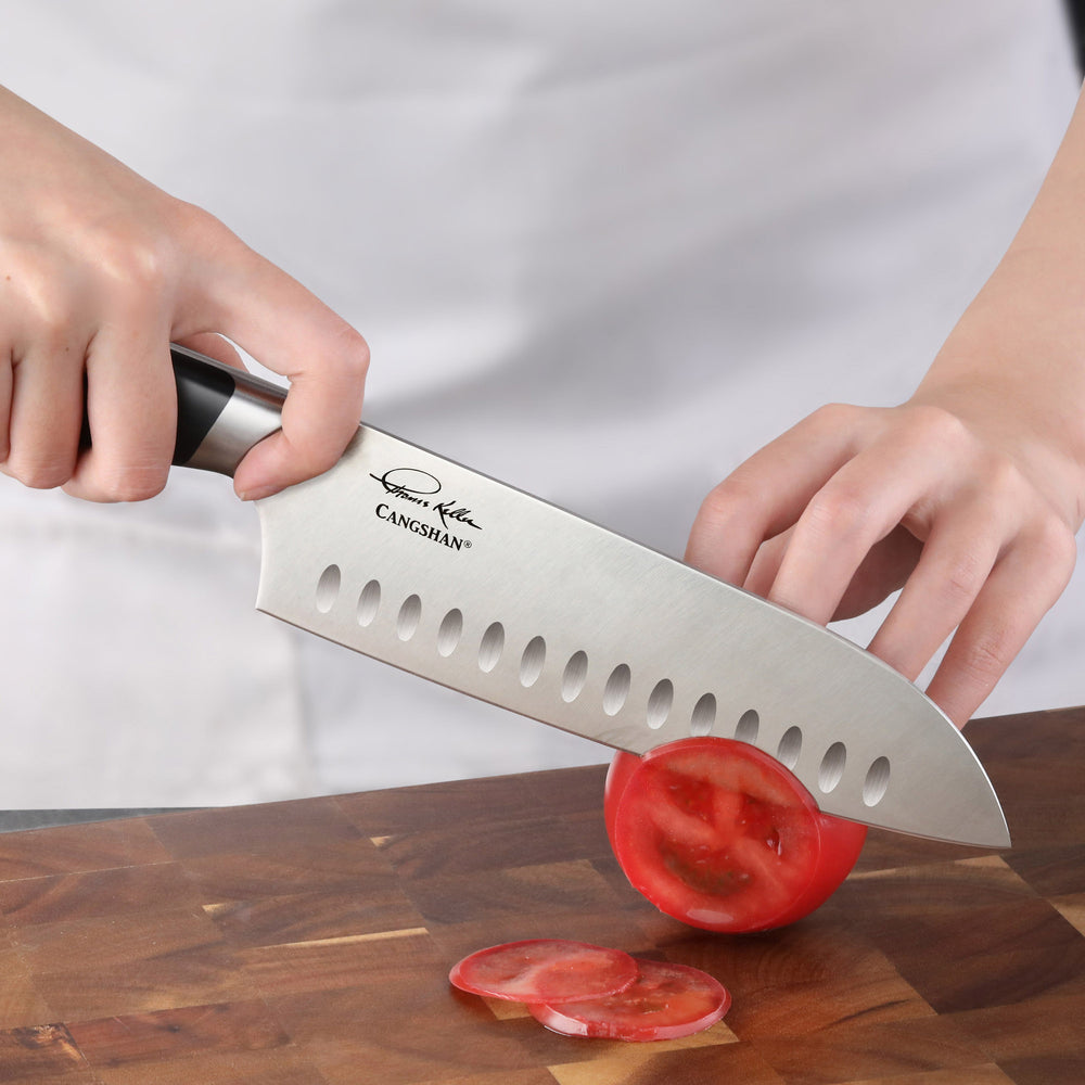 
                  
                    Cargar imagen en el visor de la galería, TKSC 7-Inch Santoku Knife, Forged Swedish Powder Steel, Thomas Keller Signature Collection, 1023930
                  
                