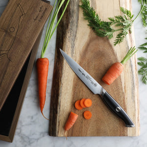 
                  
                    Cargar imagen en el visor de la galería, TKSC 5-Inch Fine-Edge Utility Knife, Forged Swedish Powder Steel, Thomas Keller Signature Collection, Black, 1024272
                  
                